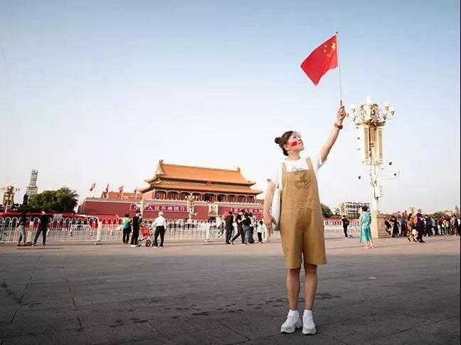 47岁曹颖穿学生制服似少女,这样的她有违和感吗?-有问必答平台,解答你的疑问